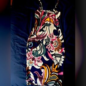 Uptown Size L Blue pink tan green